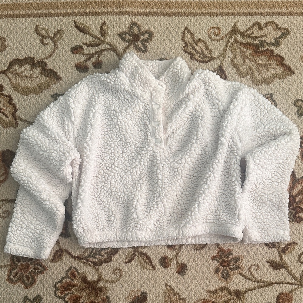 Cozy White PacSun Sherpa Pullover